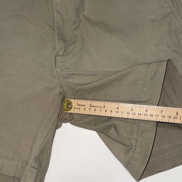 Dockers Shorts Mens 32 Beige Chino Khaki Flat Front Relaxed Casual (with Flaws) - Picture 7 of 14